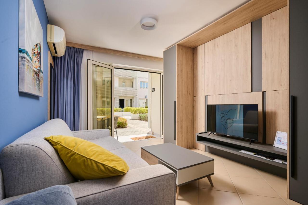 Supreme Studio Apartment Bijoux Umag Eksteriør bilde